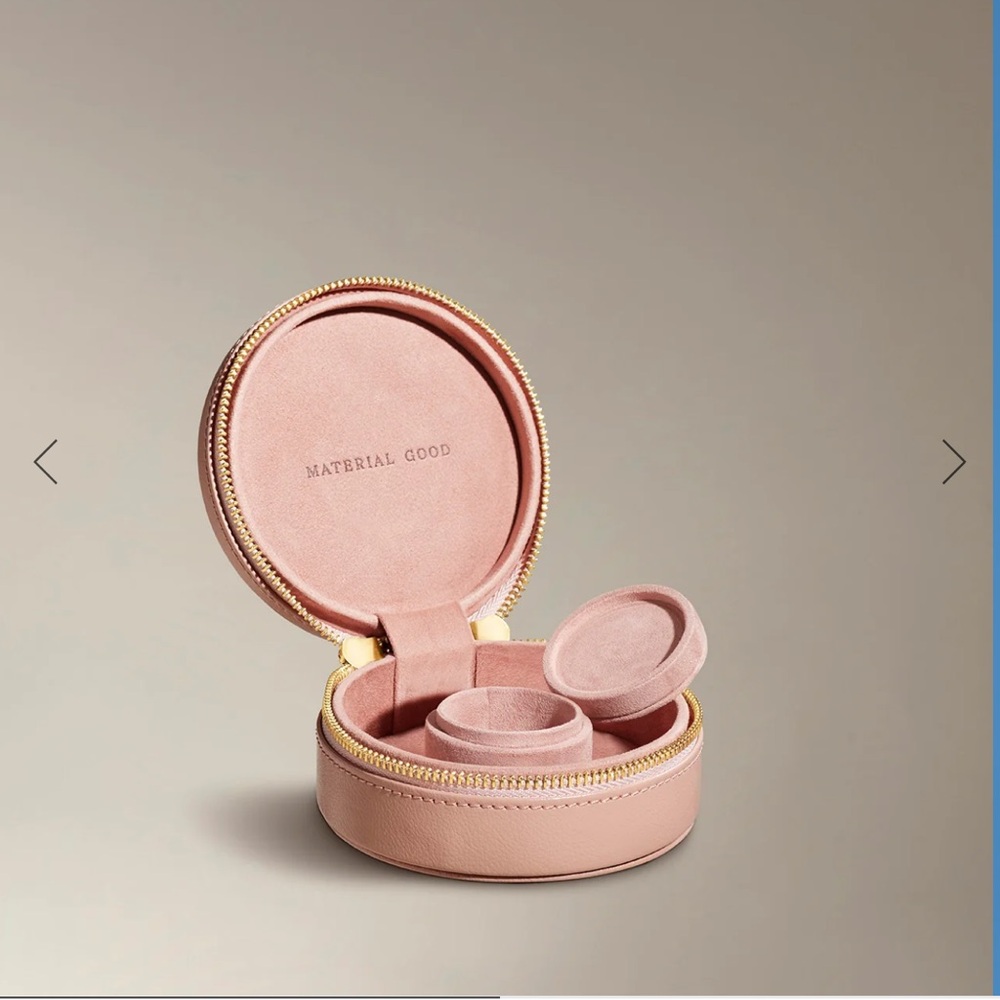Material Good Pink Leather Jewelry Travel Case